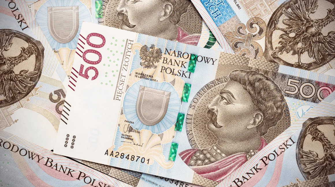 Polskie banknoty 500 złotowe z wizerunkiem Jana III Sobieskiego, ułożone w stos